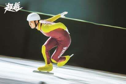 ＂如果西门庆不遇着潘金莲，会不会就没有现在的美国更不会有现在的NBA／／[@凌晨四点]：如果阿联不去美国那几年，他会不会有10冠在手？